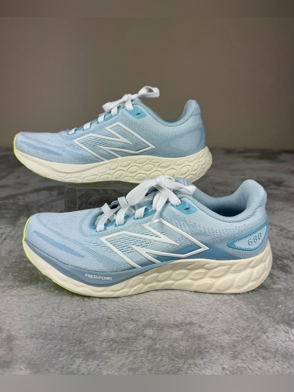 New Balance 680 v8 Shoes Womens Size 7 Blue Fresh Foam